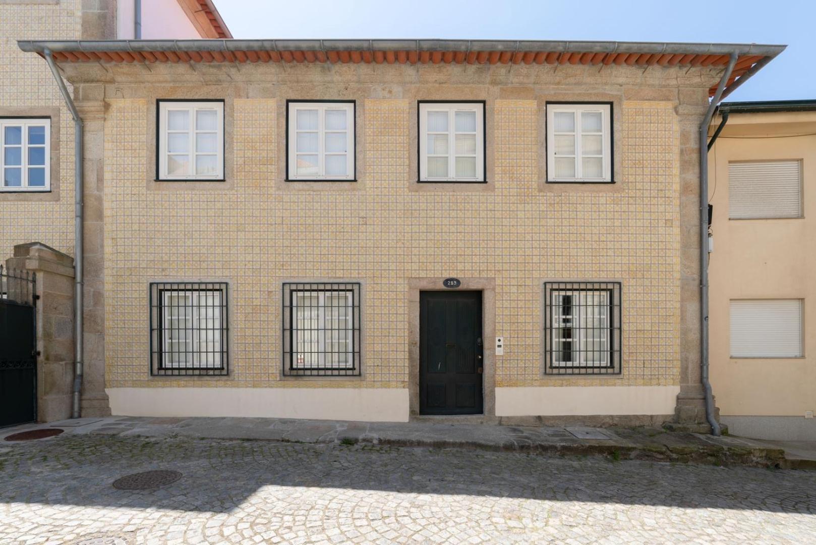 Apartamento Hostwise - Bright Flat In Historic Foz House